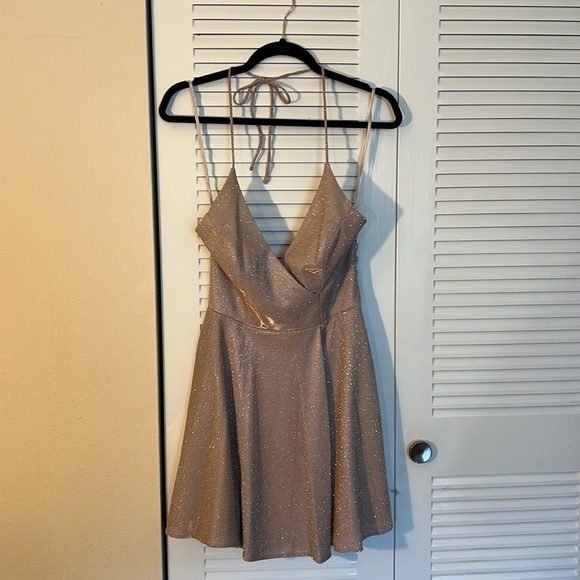 BLONDIE NITES Womens Stretch Pocketed Sleeveless Halter Above The Knee Formal Fit + Flare Dress